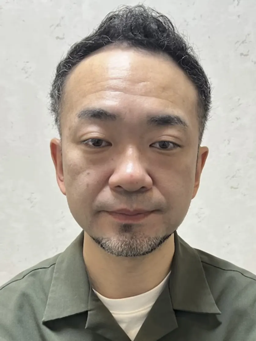 留鬍子分散視線